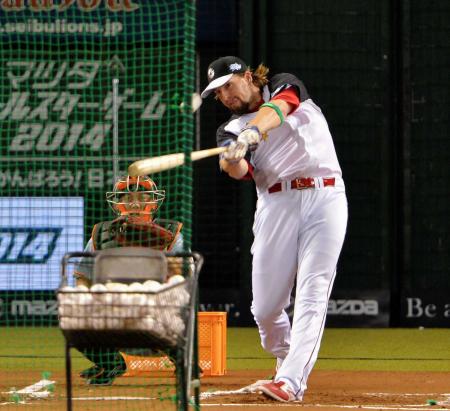 　ホームランダービーを制したエルドレッド（撮影・会津智海）