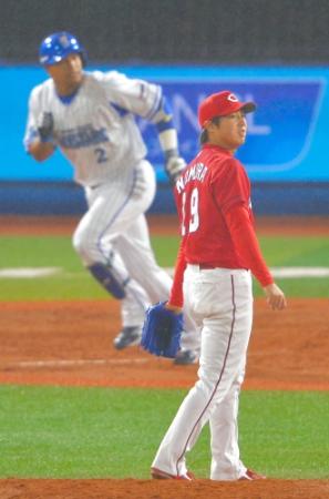 ５回、ロペスに２ランを浴びた野村（撮影・堀内翔）
