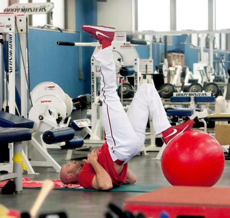 　ひとり黙々と調整を続けるシアーホルツ（撮影・出月俊成）