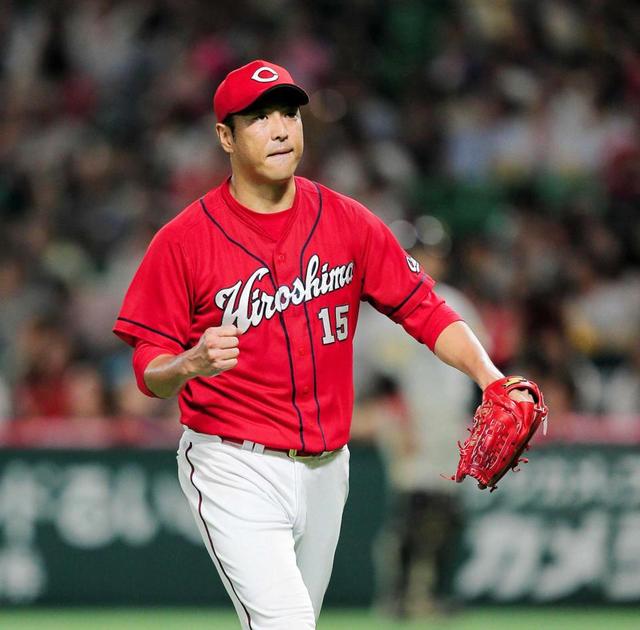 黒田 脱帽の６勝目！強打の鷹を８回０封