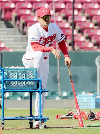 　金本監督が率いる新生阪神に関心を示した緒方監督