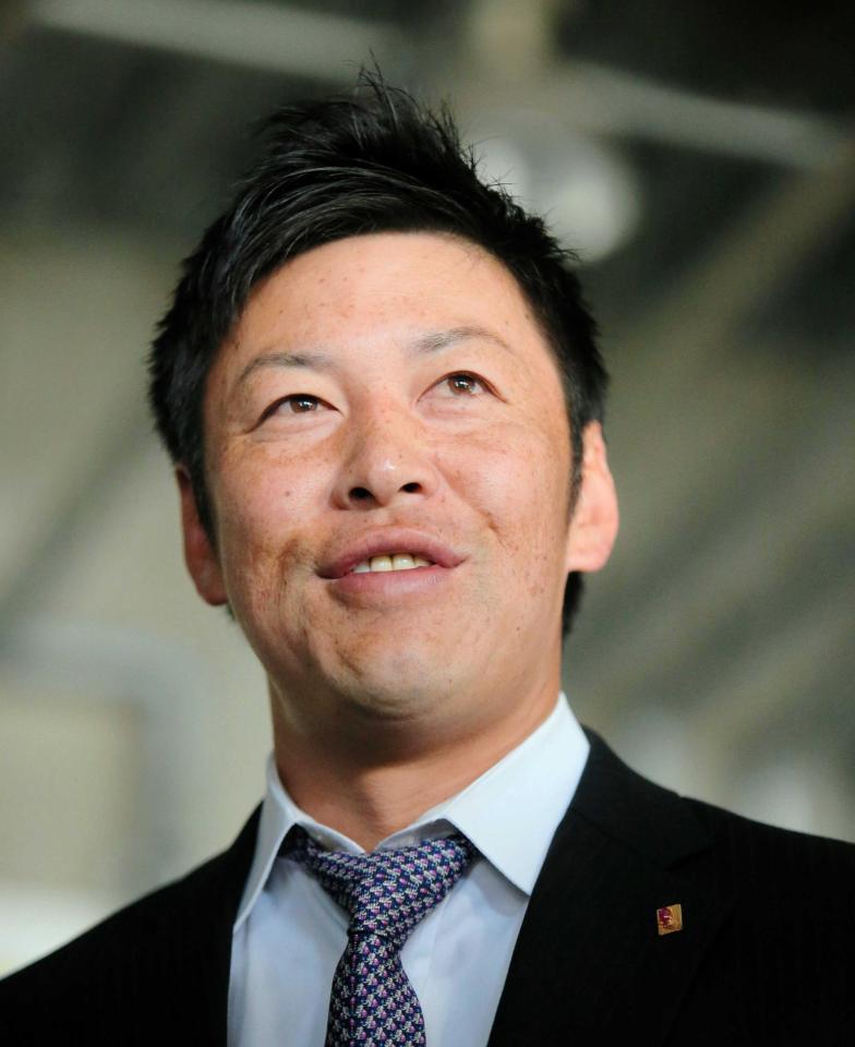 　支配下登録され、希望に満ちあふれた表情を見せる久本（撮影・出月俊成）