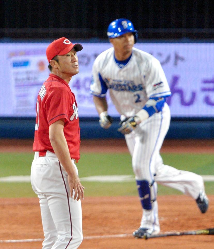 　７回、ロペスに満塁ホーマーを浴びた永川（撮影・西岡正）