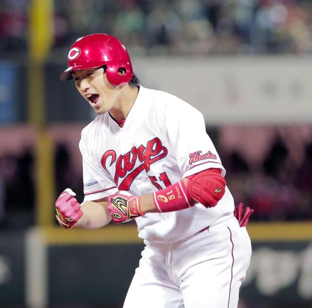 鈴木が同点２点適時打「食らい付いた」