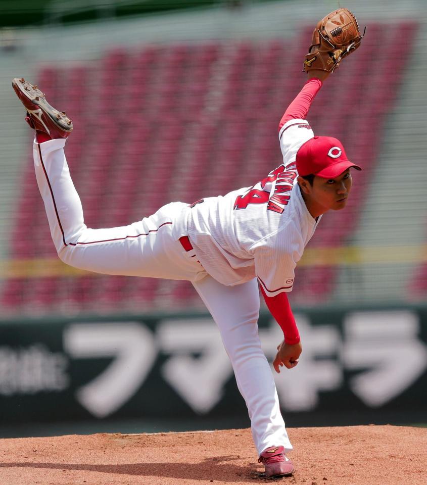 力投する広島ドラフト２位・横山弘樹＝マツダスタジアム（撮影・吉澤敬太）