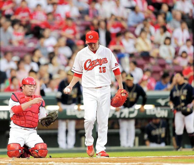 黒田足踏み…投球回数は現役最多に