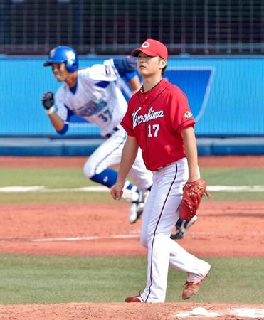 　５回、桑原に勝ち越しタイムリーを浴びる岡田