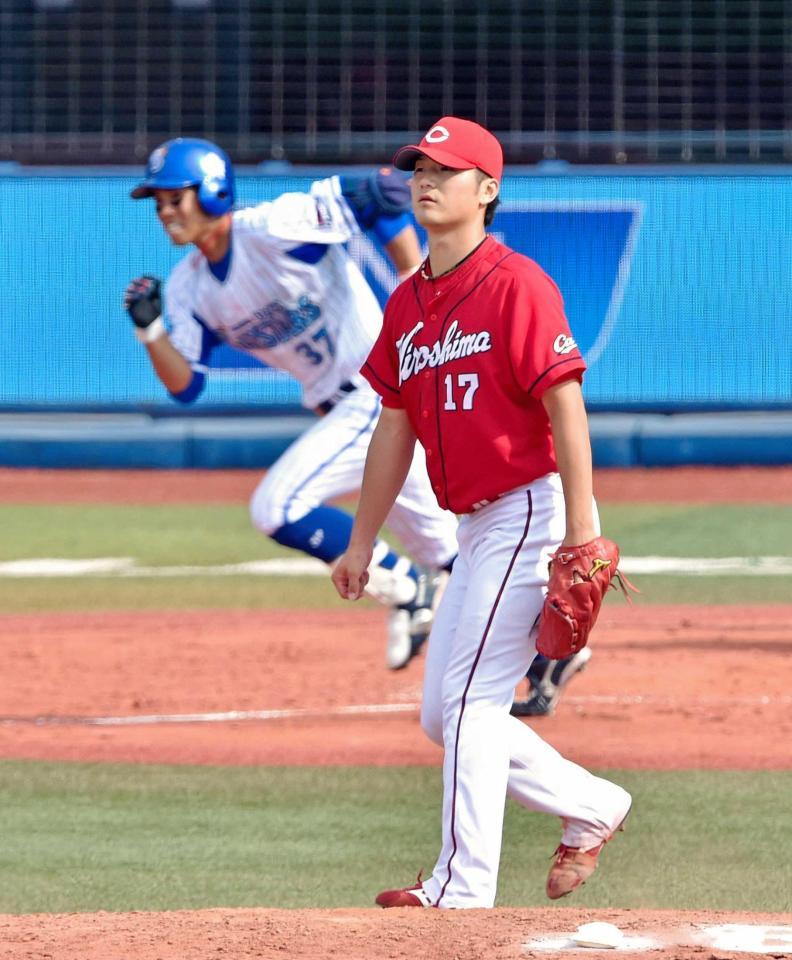 　５回、桑原に勝ち越しタイムリーを浴びる岡田