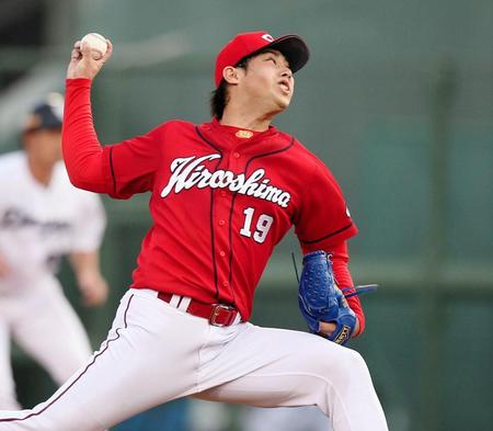 先発で力投する野村（撮影・北村雅宏）