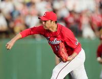 力投する広島・黒田＝石川県立野球場（撮影・北村雅宏）