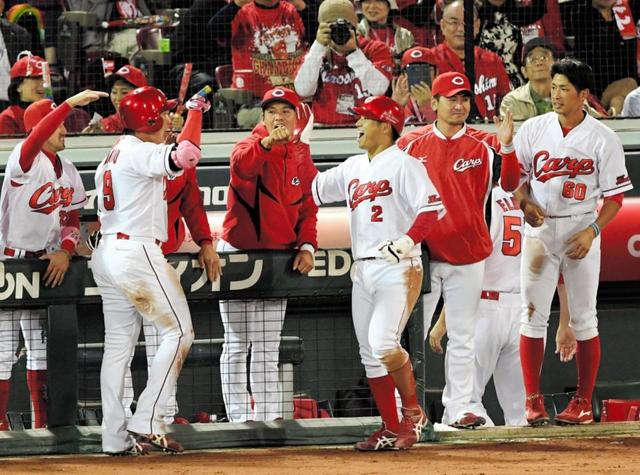 広島、日本シリーズ進出王手 CS史上3球団目の2試合連続完封