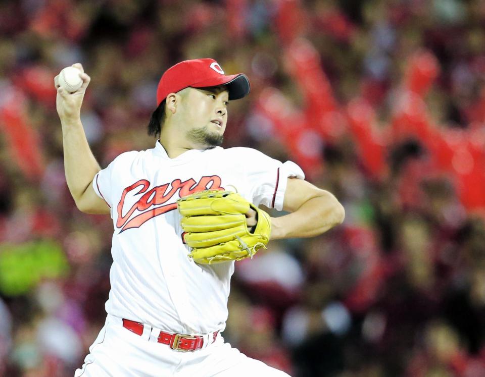 力投する広島・中崎翔太＝マツダスタジアム（撮影・高部洋祐）