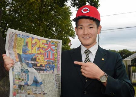 　つくば秀英高校の先輩、白鴎大・大山との対戦を熱望する長井（撮影・堀内翔）