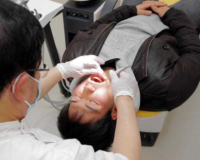 広島ドラ１加藤「歯王」じゃ！歯学博士もホレた１０年に１人奇跡の歯
