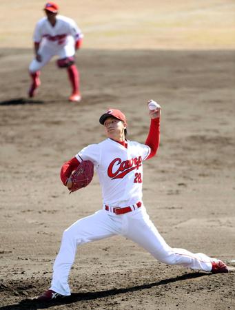 　紅白戦で力投する床田（撮影・吉澤敬太）