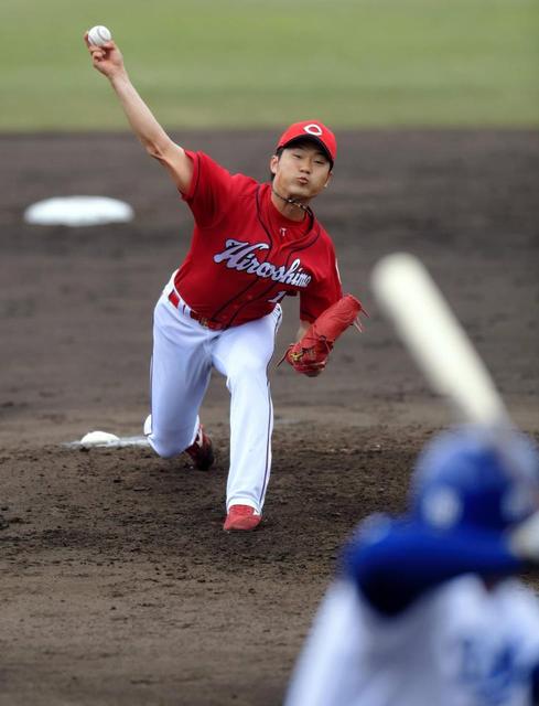 岡田は２回無失点　内角へ投げ込む強気の投球　打球直撃も気合