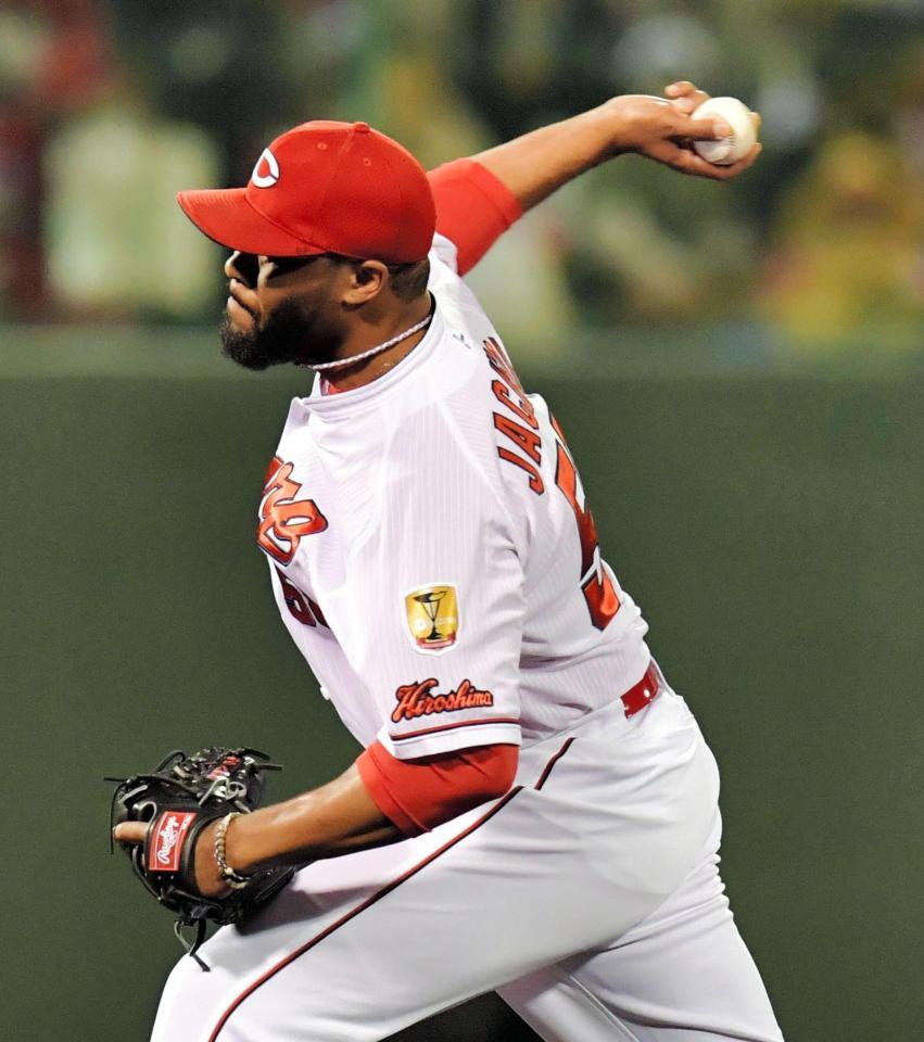 力投する広島のジェイ・ジャクソン＝広島県尾道市・しまなみ球場（撮影・吉澤敬太）