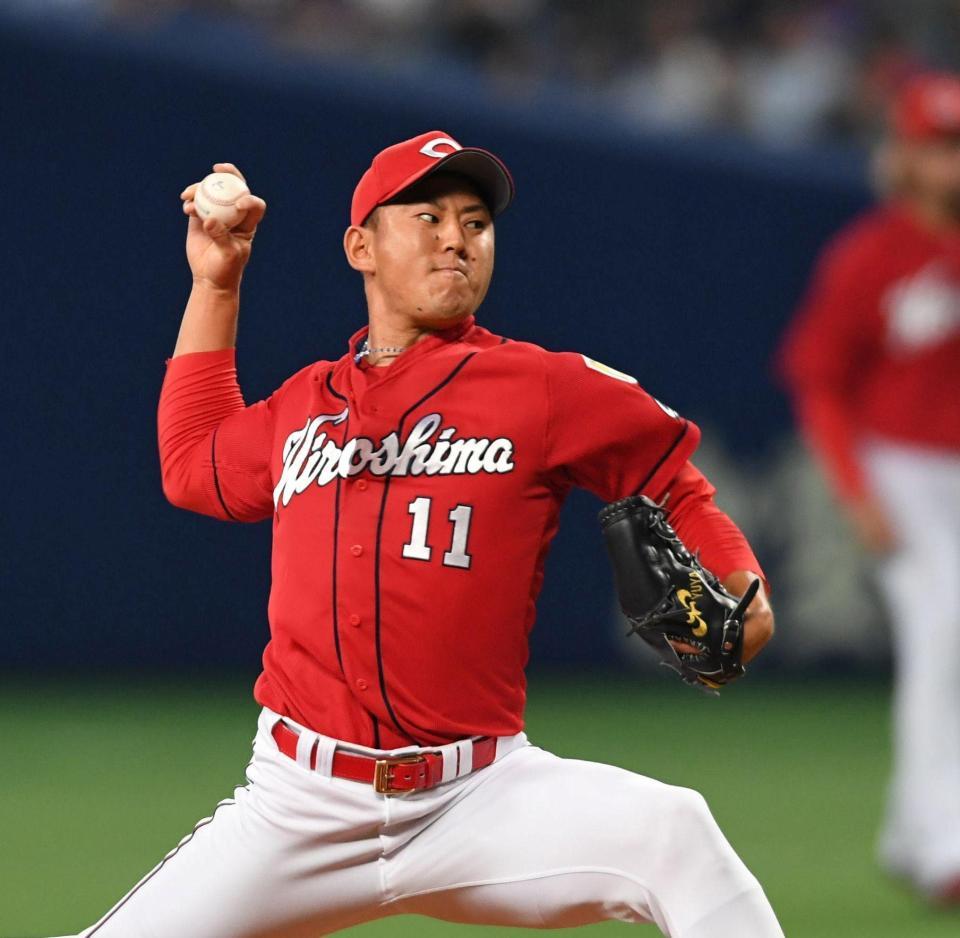 力強いボールを投げる先発の広島　福井優也＝ナゴヤドーム（撮影・田中太一）