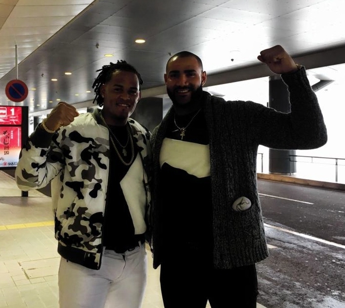 母国・ドミニカ共和国から来日したバティスタ（右）、メヒア（左）