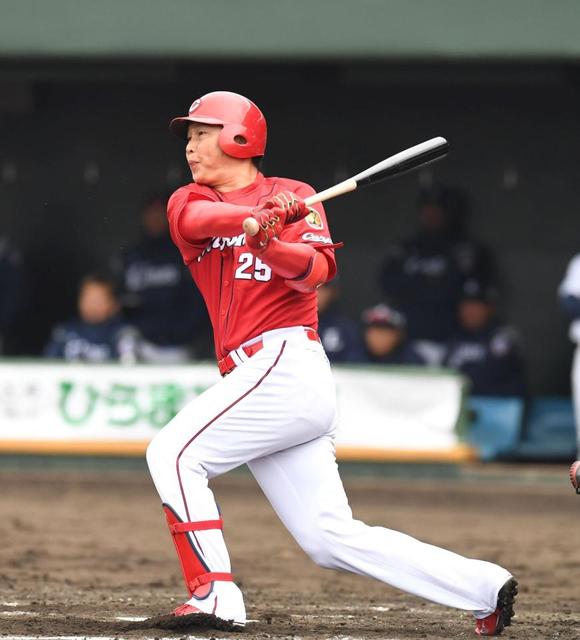 カープ新井、対外試合初出場で左前打「まあまあかな」