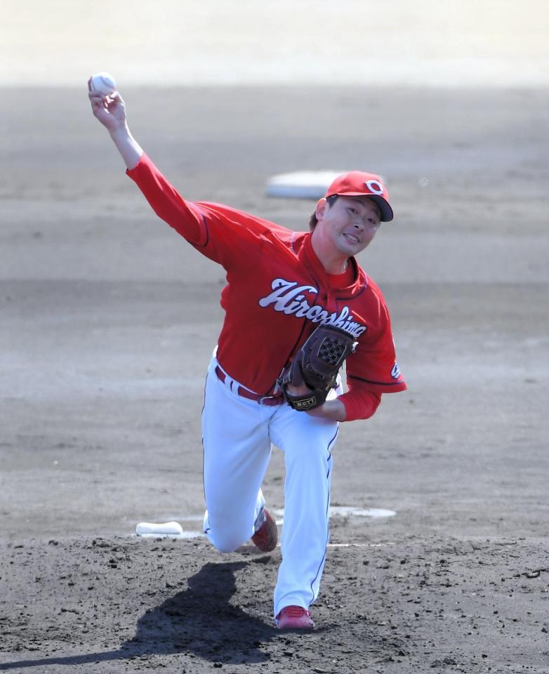 先発した広島・大瀬良＝静岡草薙球場（撮影・堀内翔）