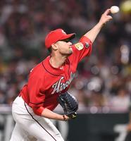 力投する広島クリス・ジョンソン＝ヤフオクドーム（撮影・飯室逸平）