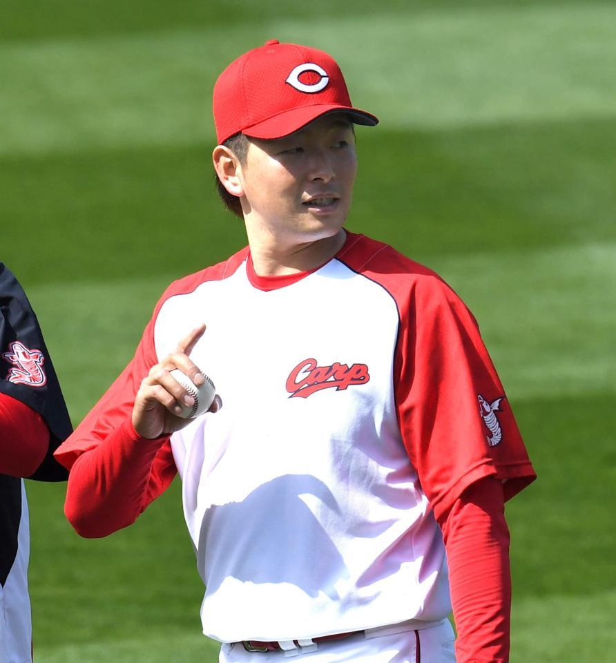 登板へ向け調整する広島・大瀬良大地＝マツダスタジアム（撮影・飯室逸平）