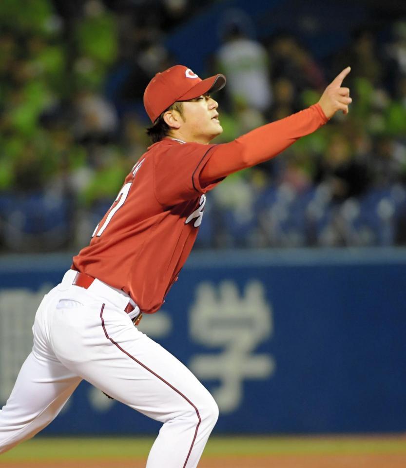 好投する岡田（撮影・金田祐二）