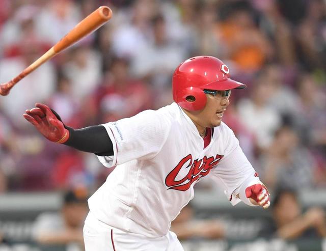 松山＆西川が連続適時打　巨人・メルセデスを攻略