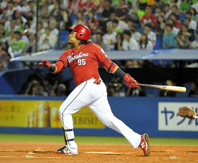 広島初回に４点先制 バティスタ２４号３ラン ノーステップでコンパクトスイング カープ デイリースポーツ Online