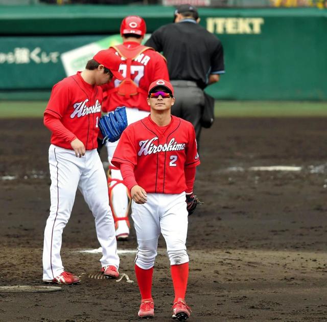 8番で出場の広島・田中広、高ヘッドは「守りは捨てがたい」期限は