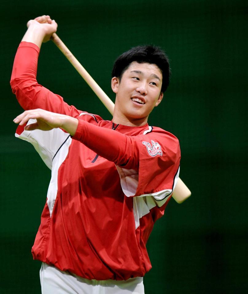 ヤマ場の９連戦で活躍を誓う小園