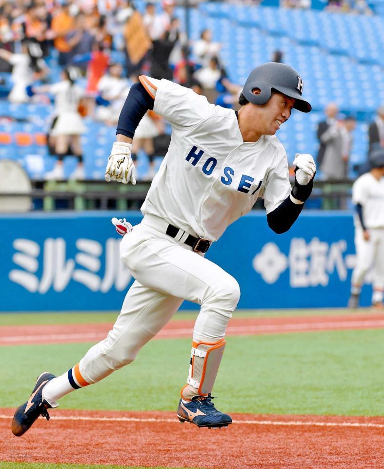 背番号が「３８」に決まったドラフト２位の宇草