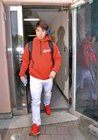 　右足のケガで別メニュー調整となった野村（撮影・立川洋一郎）