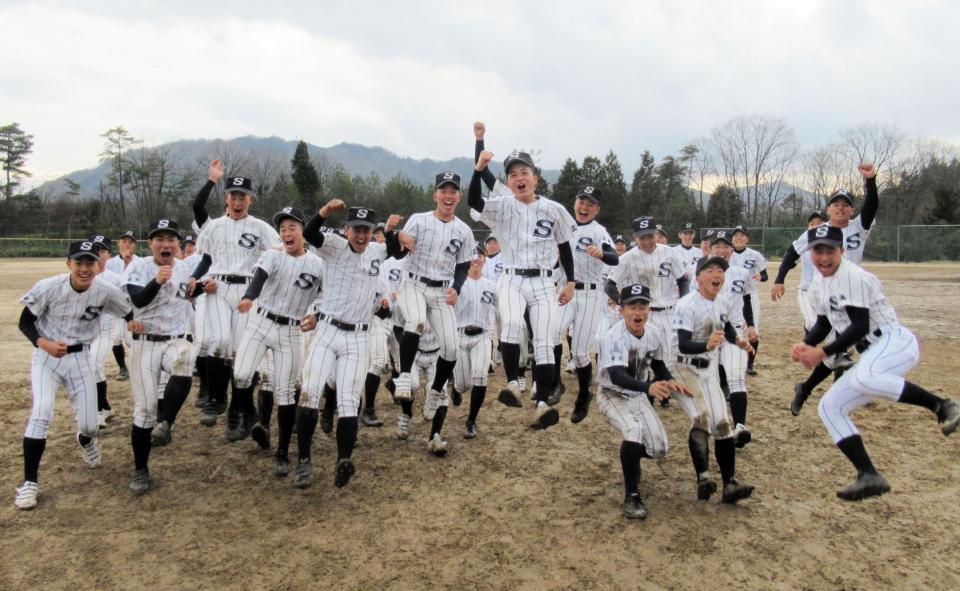 広島新庄高校硬式野球部　フリース 広島新庄高校硬式野球部 フリース 広陵、ダブルエースの堀田が