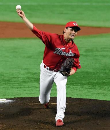 　先発し力投する大瀬良（撮影・山口登）