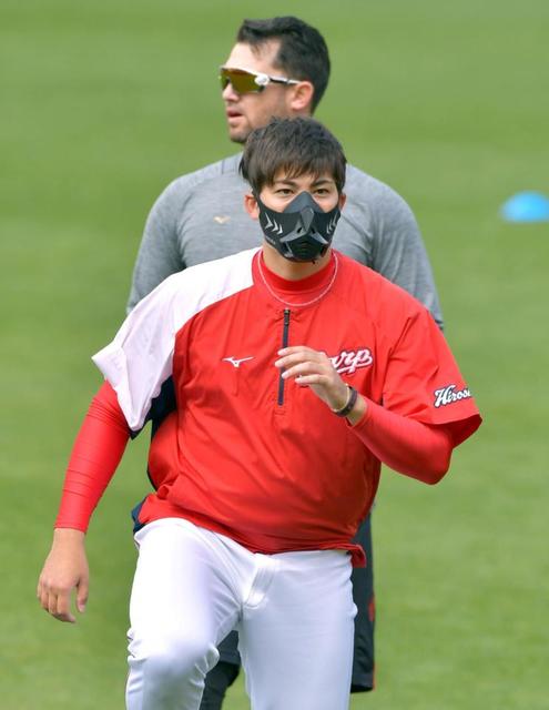 広島・九里が“クリノマスク”で練習　低酸素効果実感「サウナの息苦しい感じ」
