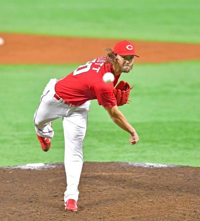 ９回裏に登板し、無失点で最後を締めたスコット（撮影・立川洋一郎）