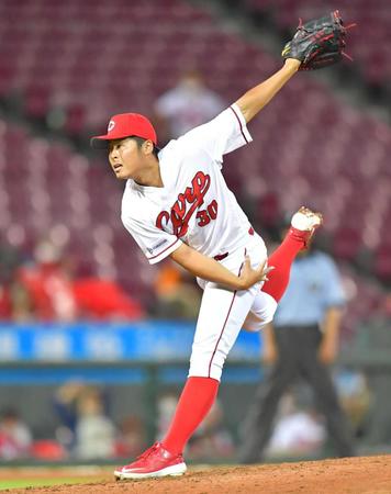 　８回に登板し、１イニングを無失点に抑えた一岡（撮影・立川洋一郎）