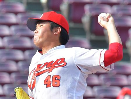 　６回表から登板し、２イニングを無失点に抑えた高橋樹（撮影・立川洋一郎）