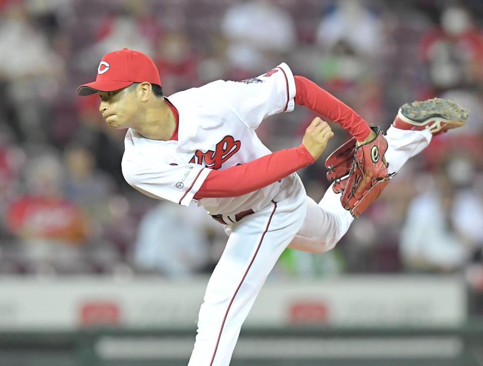 　力投する島内（撮影・高部洋祐）