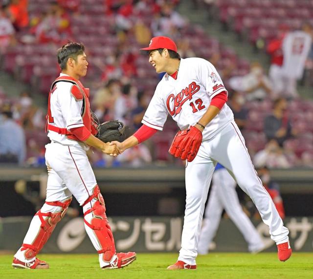 広島・九里 今季初完封で女房役に感謝「坂倉がいいリードをしてくれた」