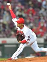 ６回、プロ初登板で１イニングを無失点に抑える好投を見せた田中法（撮影・立川洋一郎）
