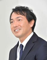 　契約を更改し会見する長野（撮影・立川洋一郎）