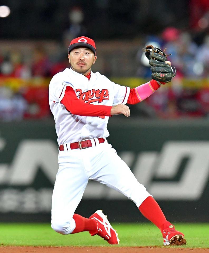 ２度目のベストナインを受賞した菊池涼　