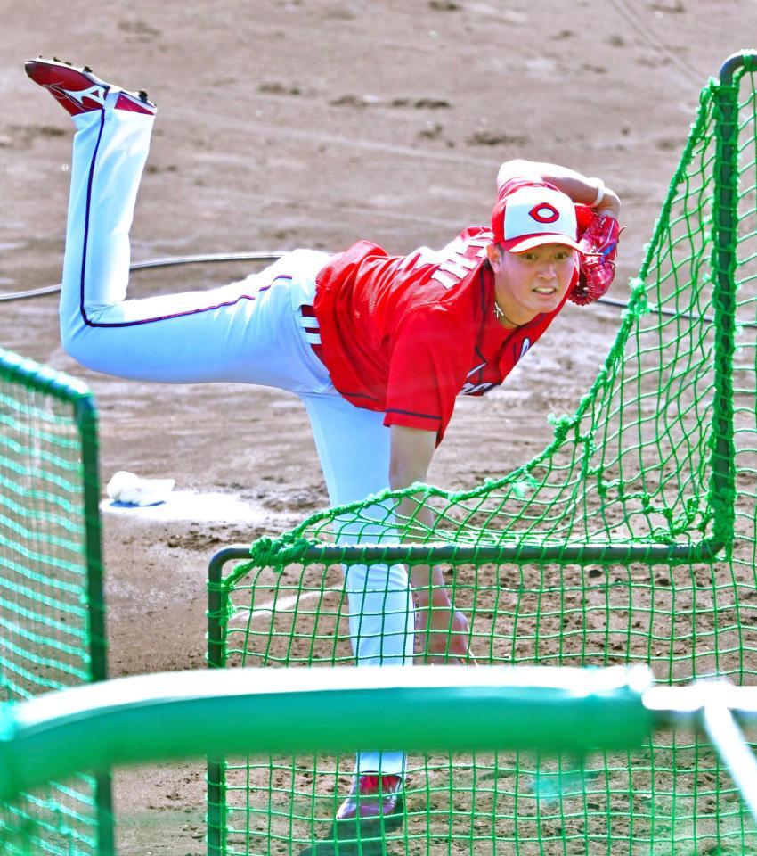 　フリー打撃に登板し打者と対戦する大道（撮影・立川洋一郎）