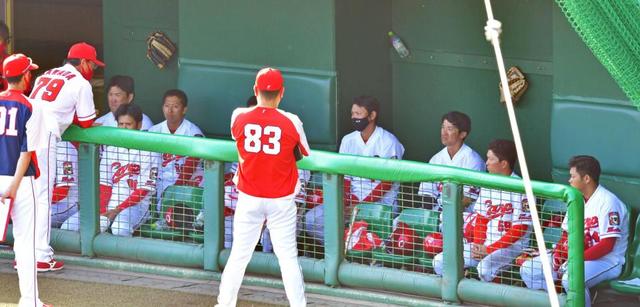 【写真】若ゴイに早くもカミナリ！河田ヘッドが完敗に激怒