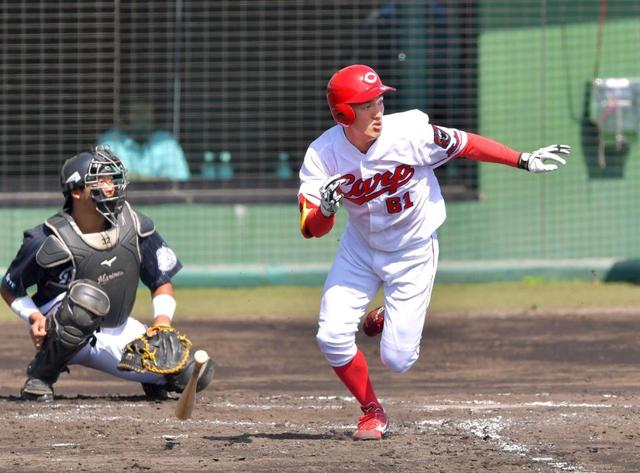 広島 ドラ６矢野 大ハッスル ２度の好守に プロ初安打 も 開幕１軍猛アピール 広島カープ 野球 デイリースポーツ Online