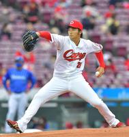 　ＤｅＮＡ打線を相手に力投する先発の床田（撮影・立川洋一郎）