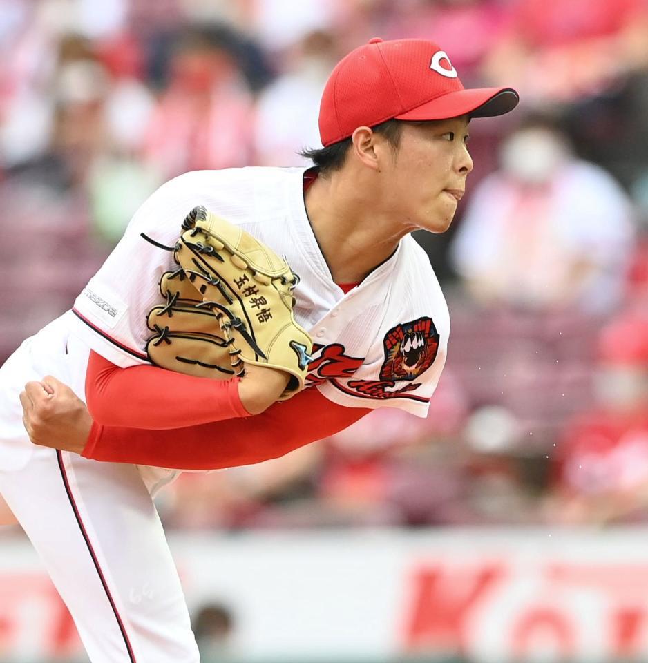 　力投する玉村（撮影・飯室逸平）